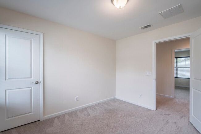 Building Photo - 503 Waybridge Way