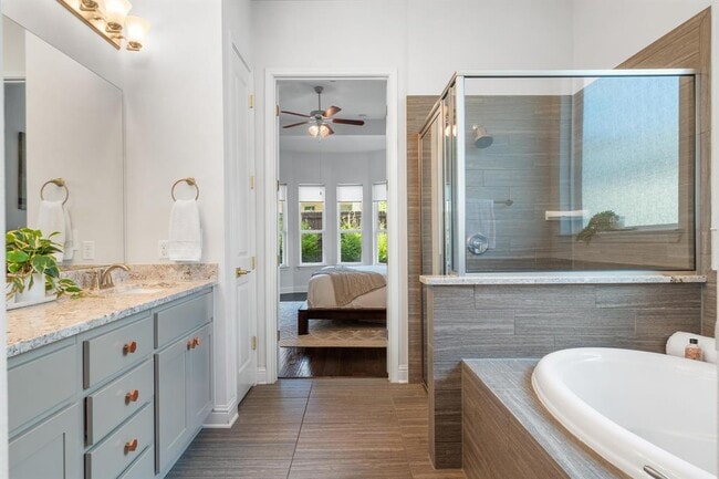 Building Photo - 6701 Teulada Dr