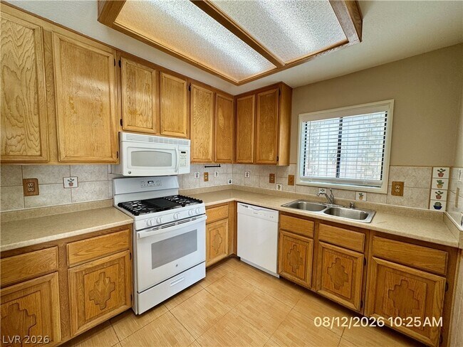 Building Photo - 8621 Lyla Rae Cir