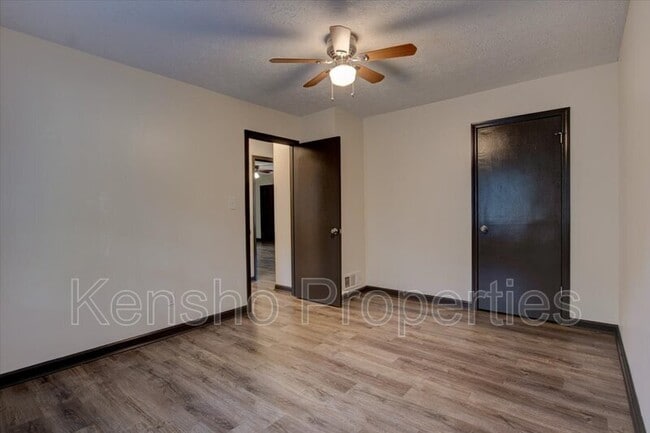 Building Photo - 157 Hooten St