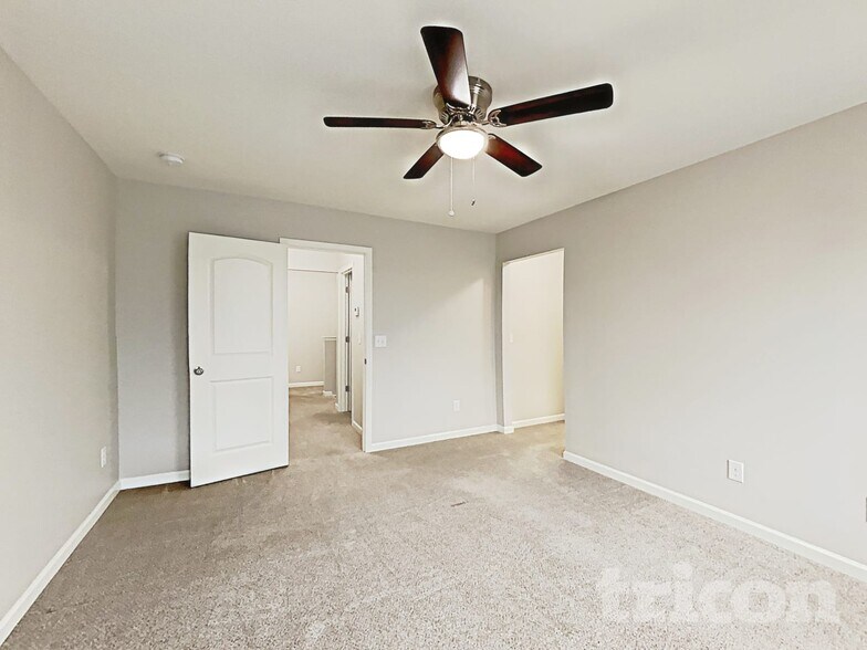 Building Photo - 12526 Garron Rd