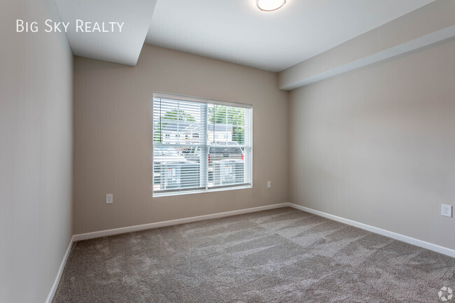 Building Photo - The Everett Apartments - Brand New Gahanna...