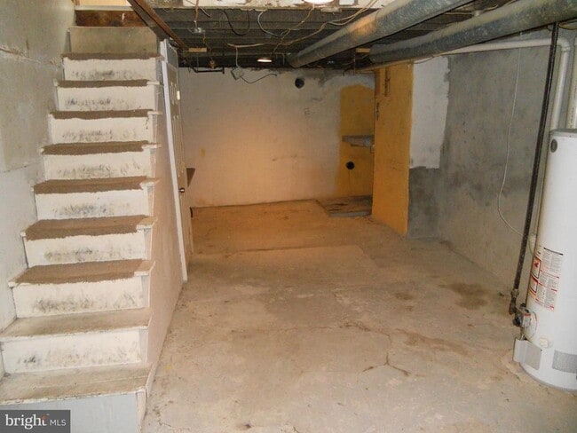 Building Photo - 3128 N Shedwick St