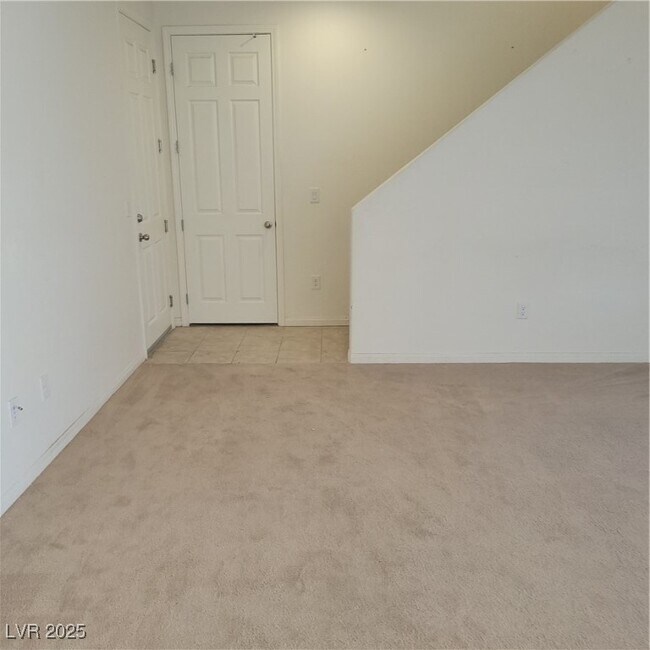 Building Photo - 1836 Pinsky Ln