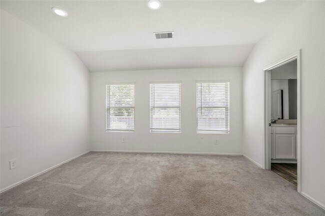 Building Photo - 1351 Antigua Dr