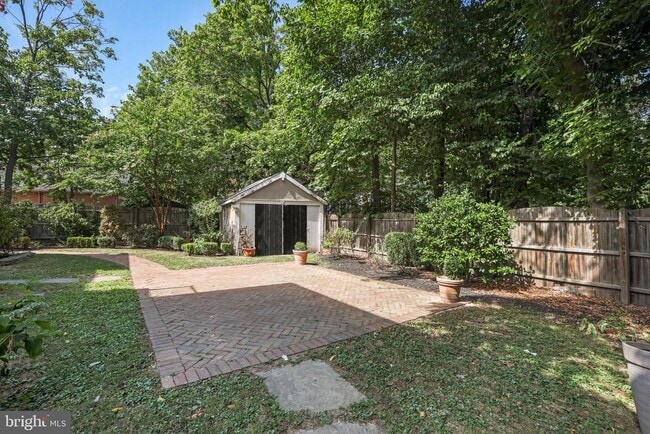 Building Photo - 12 Murray Pl