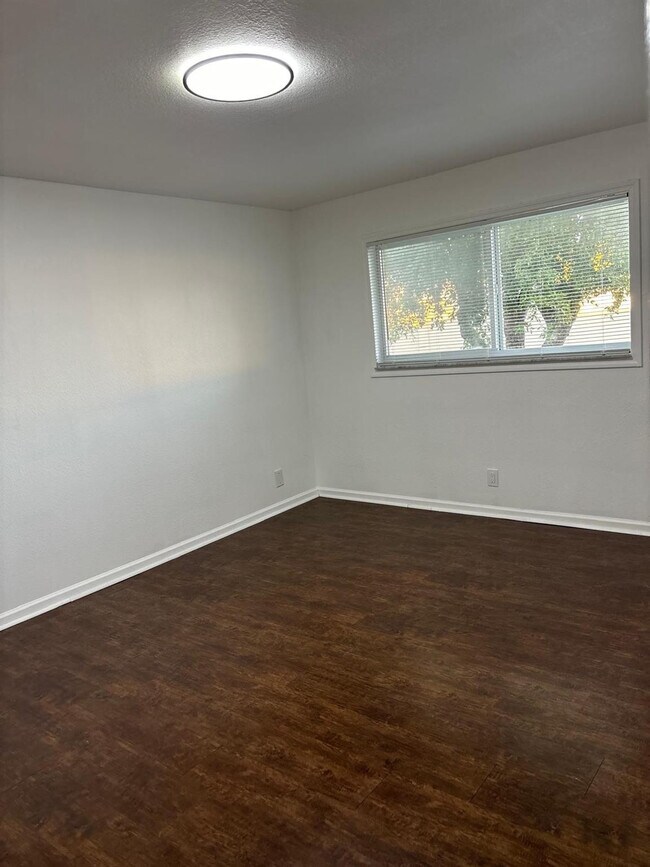 Building Photo - 2862 NW 55th Ave