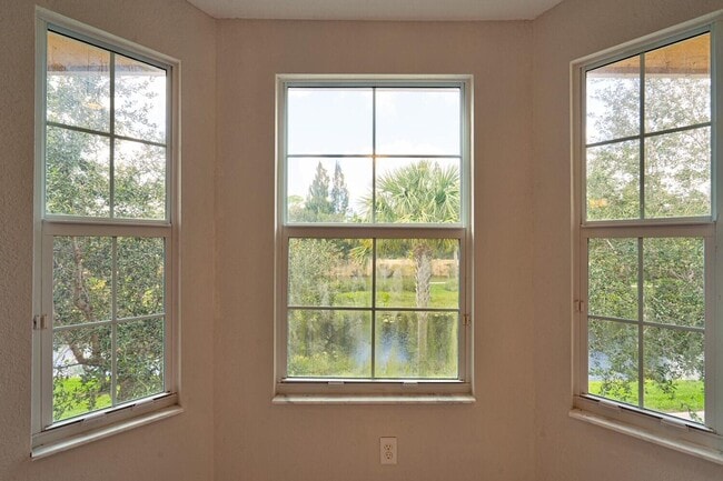 Building Photo - 5919 Monterra Club Dr