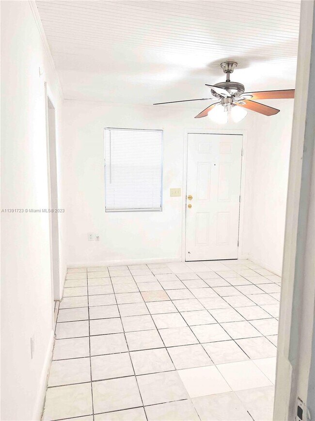 Building Photo - 3101 NW 28th St