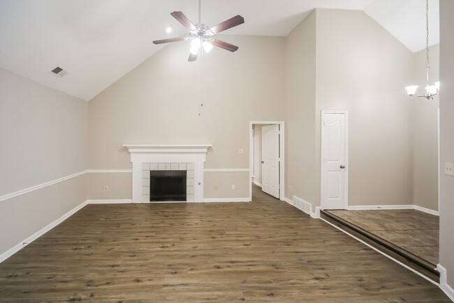 Building Photo - 760 Overcup Oaks Cove