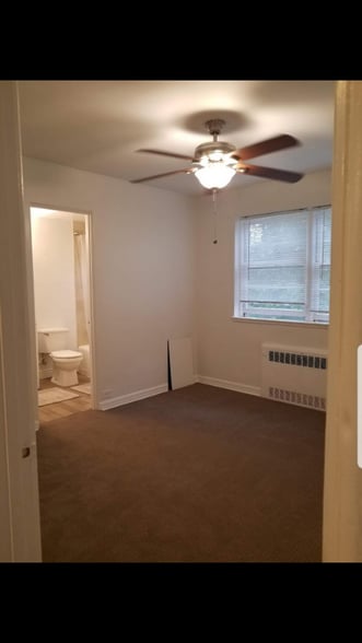 Building Photo - 3376 S Sherman St