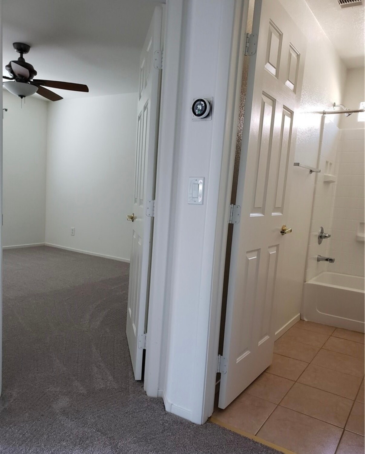 Building Photo - 3504 Glorious Iris Pl