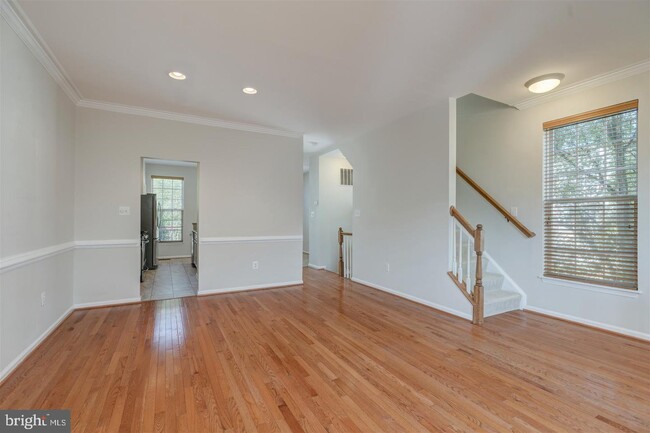 Building Photo - 6948 Banchory Ct