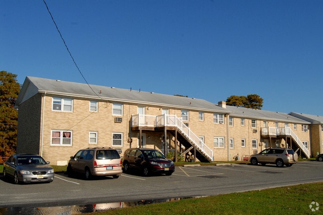 Building Photo - Woodcrest Apartments
