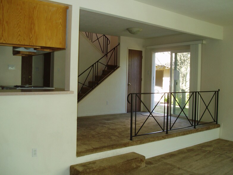 Building Photo - 6041 Leafwood Dr
