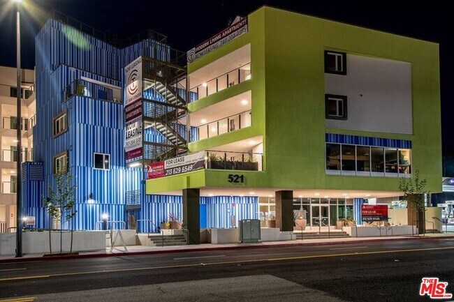Building Photo - 521 W Colorado St