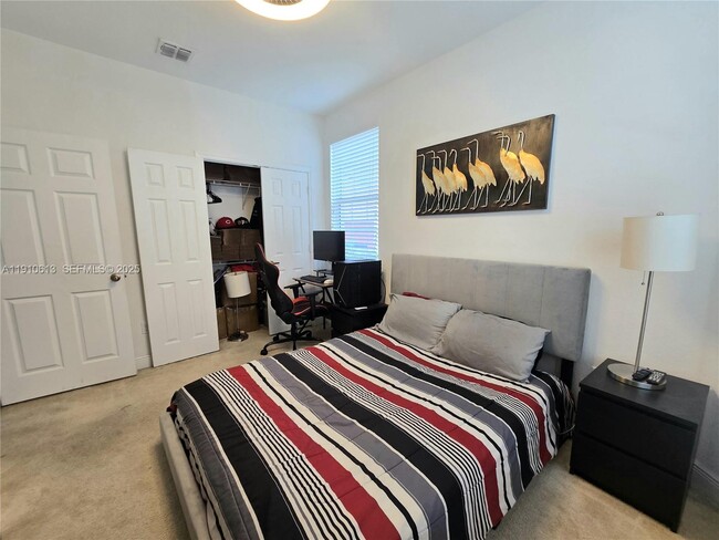 Building Photo - 11938 SW 26th Ct