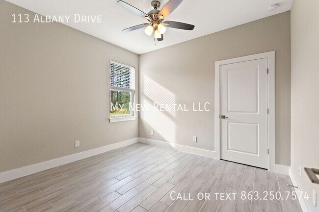 Building Photo - 113 Albany Dr
