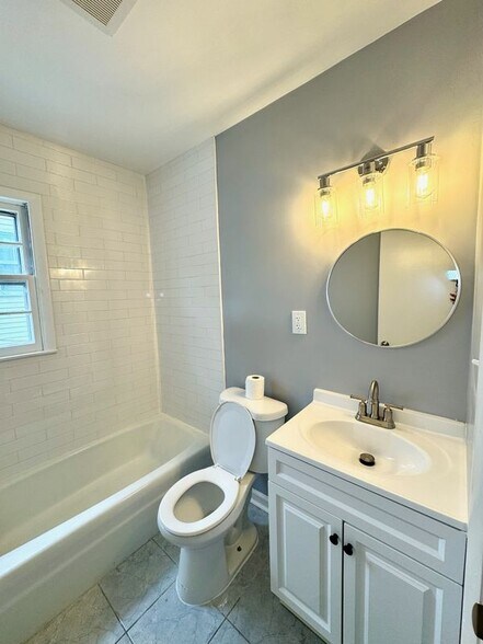 Building Photo - 4917 Manheim Ave
