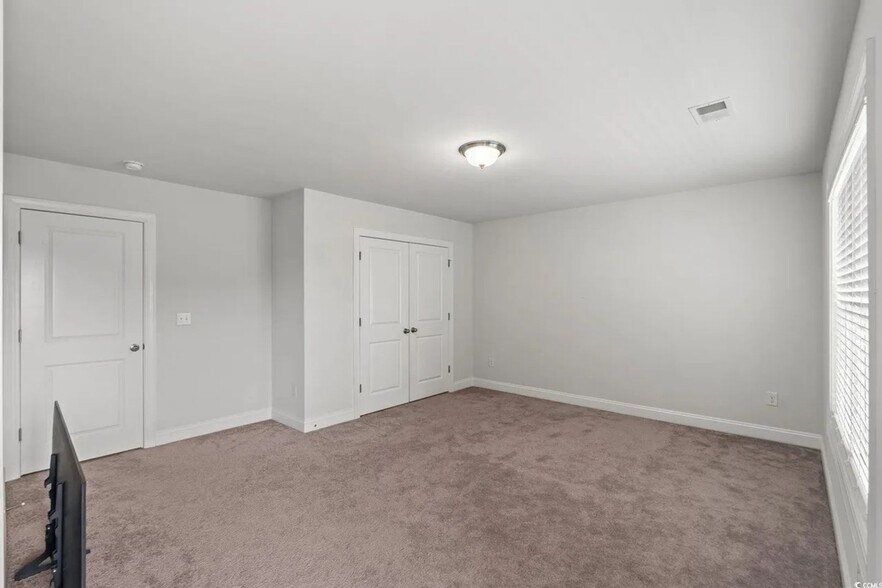 Building Photo - 2593 Pegasus Pl