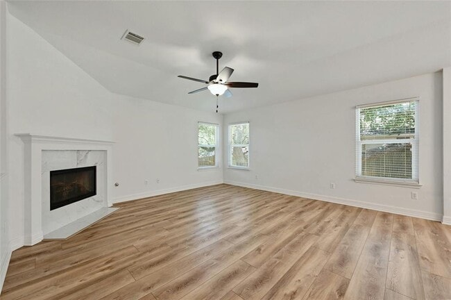 Building Photo - 5703 Marchmont Ln