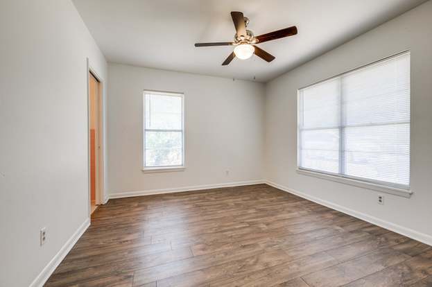 Building Photo - 600 Antler Dr