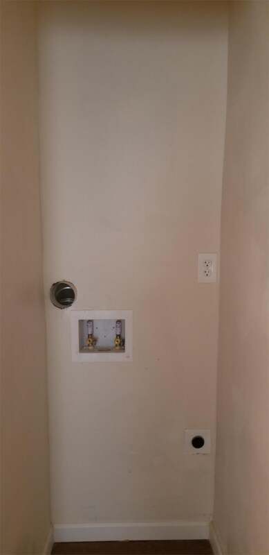 Building Photo - 2163 Rexford Dr