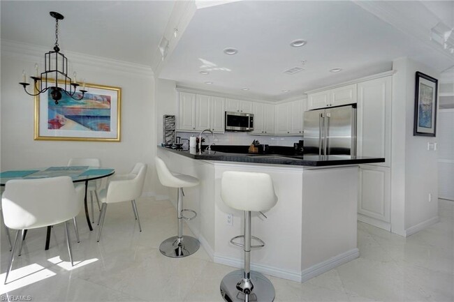 Building Photo - 9577 Gulf Shore Dr