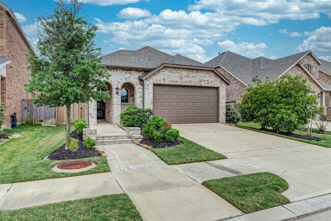 Building Photo - 15211 Stuart Bat Cave Ln