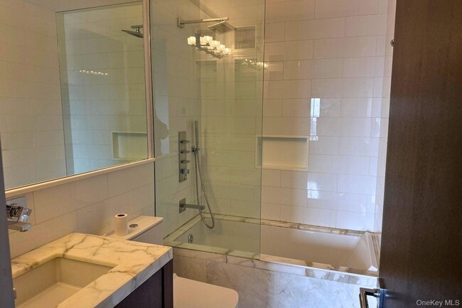 Building Photo - 25-40-40 Shore Blvd