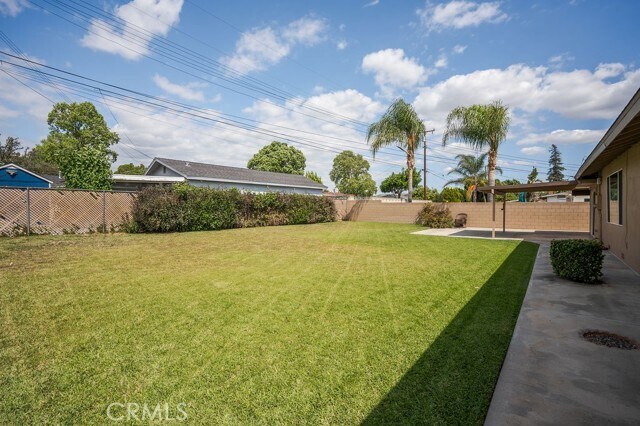 Building Photo - 1113 W Ituni St