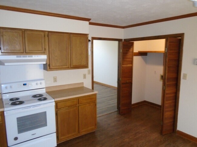 Building Photo - Timberlake