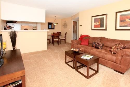 Building Photo - 1 bedroom in Tampa FL 33618