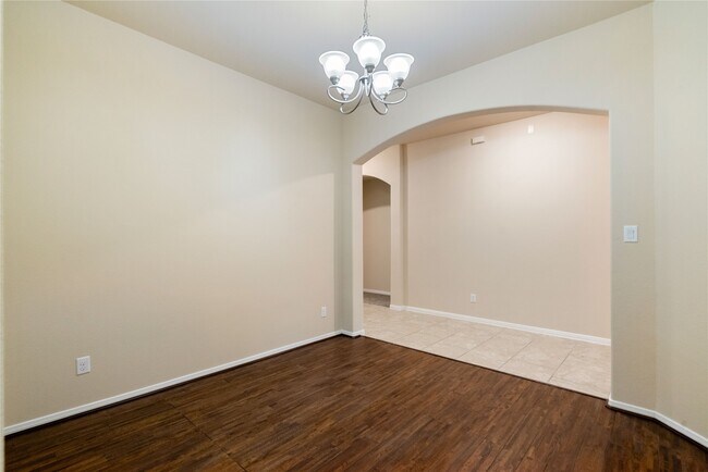Building Photo - 8934 Finnery Dr