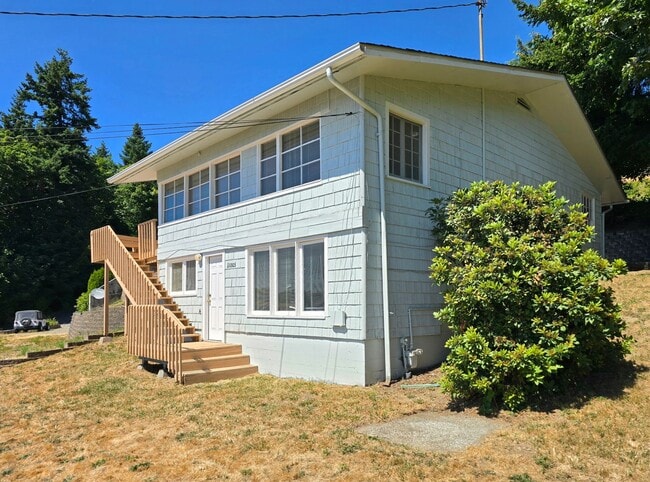 Building Photo - 3 Bedroom Home in Lake Stevens Available Now!
