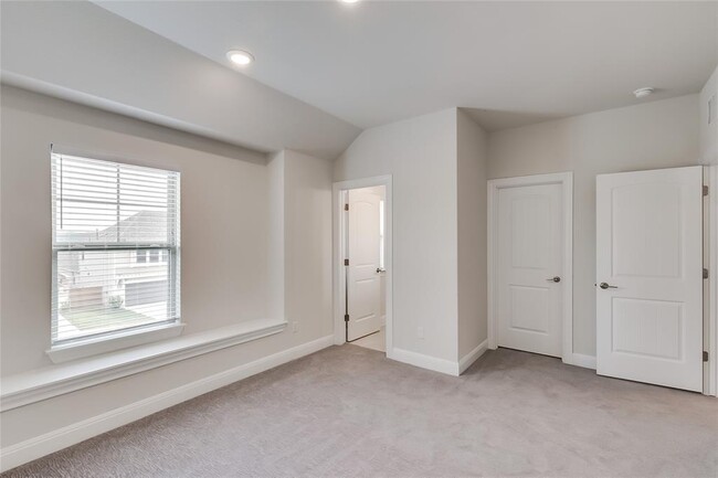 Building Photo - 3509 Charade Dr