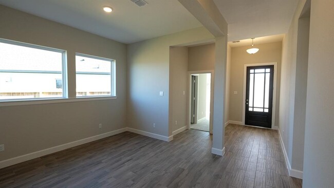 Building Photo - 302 Pure Parsley Path