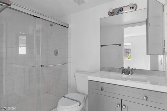 Building Photo - 2221 N Jones Blvd