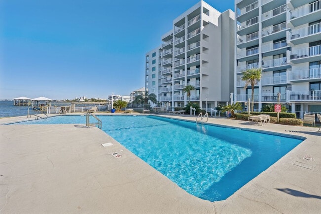 Building Photo - 1516 Sandpiper Ln