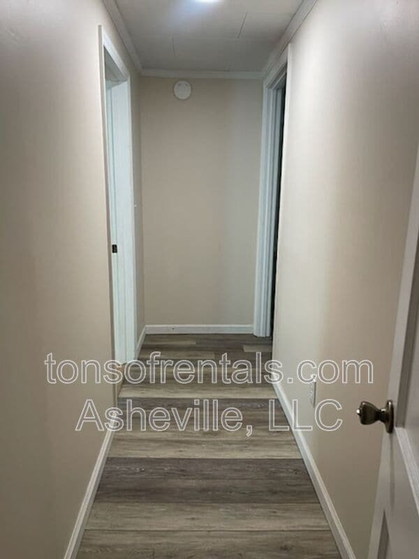 Building Photo - 360 N Jones Creek Rd