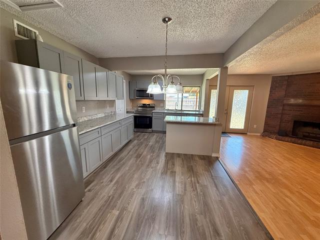 Building Photo - 1434 Lavendale Ln