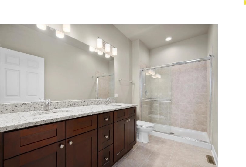 Building Photo - 713 Verandah Dr