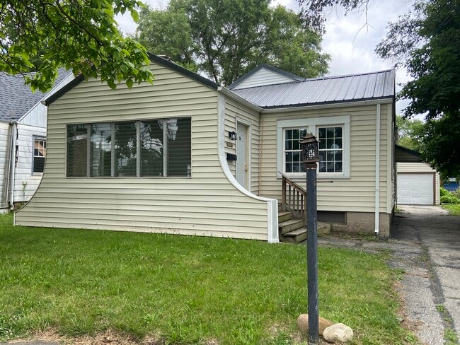 Primary Photo - 1317 Grant St