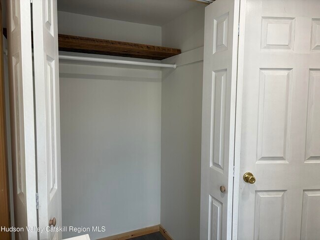 Building Photo - 18 Market St