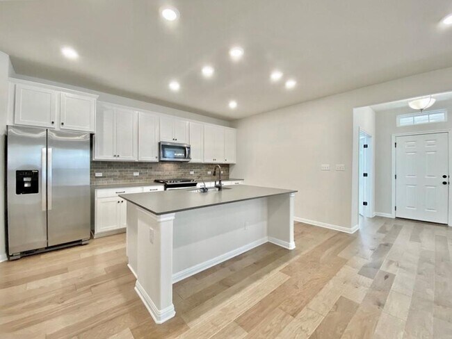 Building Photo - 1821 Cantonata Dr