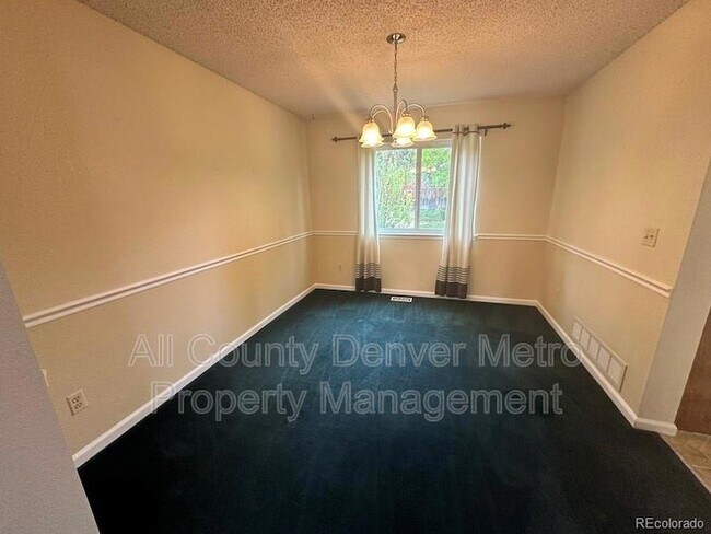 Building Photo - 1427 McIntosh Ave