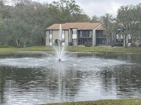 Building Photo - 11550 Baywood Meadows Dr