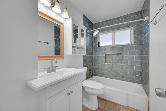 Building Photo - $2,040.95 with $300 off the first month's Rent - 4 Bedrooms, 2 Bathrooms, Single Family Home in C...