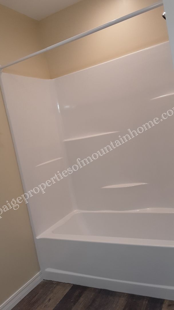 Building Photo - 52 North Star