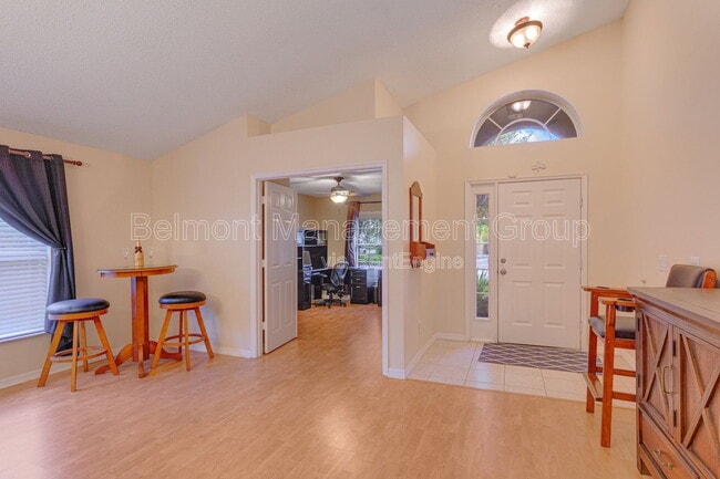 Building Photo - 1439 Sunningdale Way